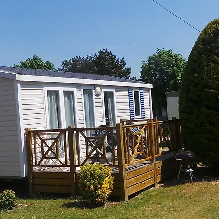 Camping La Route Blanche キャンプ場 Bréville-sur-Mer