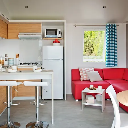Camping La Route Blanche 5*