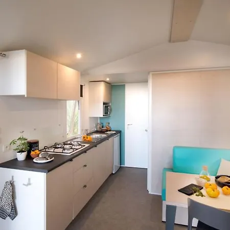 Camping La Route Blanche キャンプ場 Bréville-sur-Mer