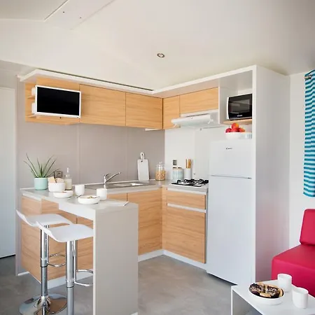 Camping La Route Blanche Kemping 5*